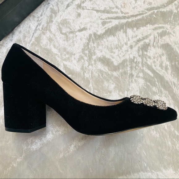 KARL LAGERFELD STYLE ADOBA2 Size 9.5. Very comfortable. - Picture 4 of 5